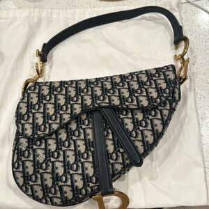 Dior saddle bag Size Medium